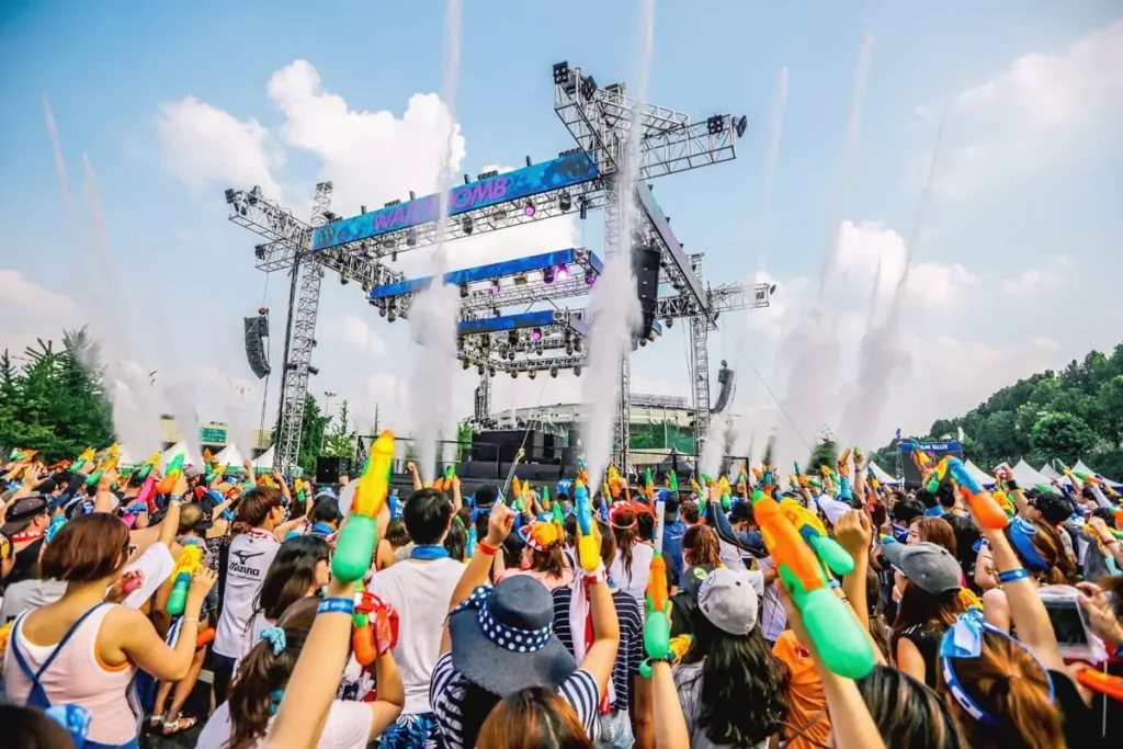 Фестиваль WATERBOMB приезжает в Дубай