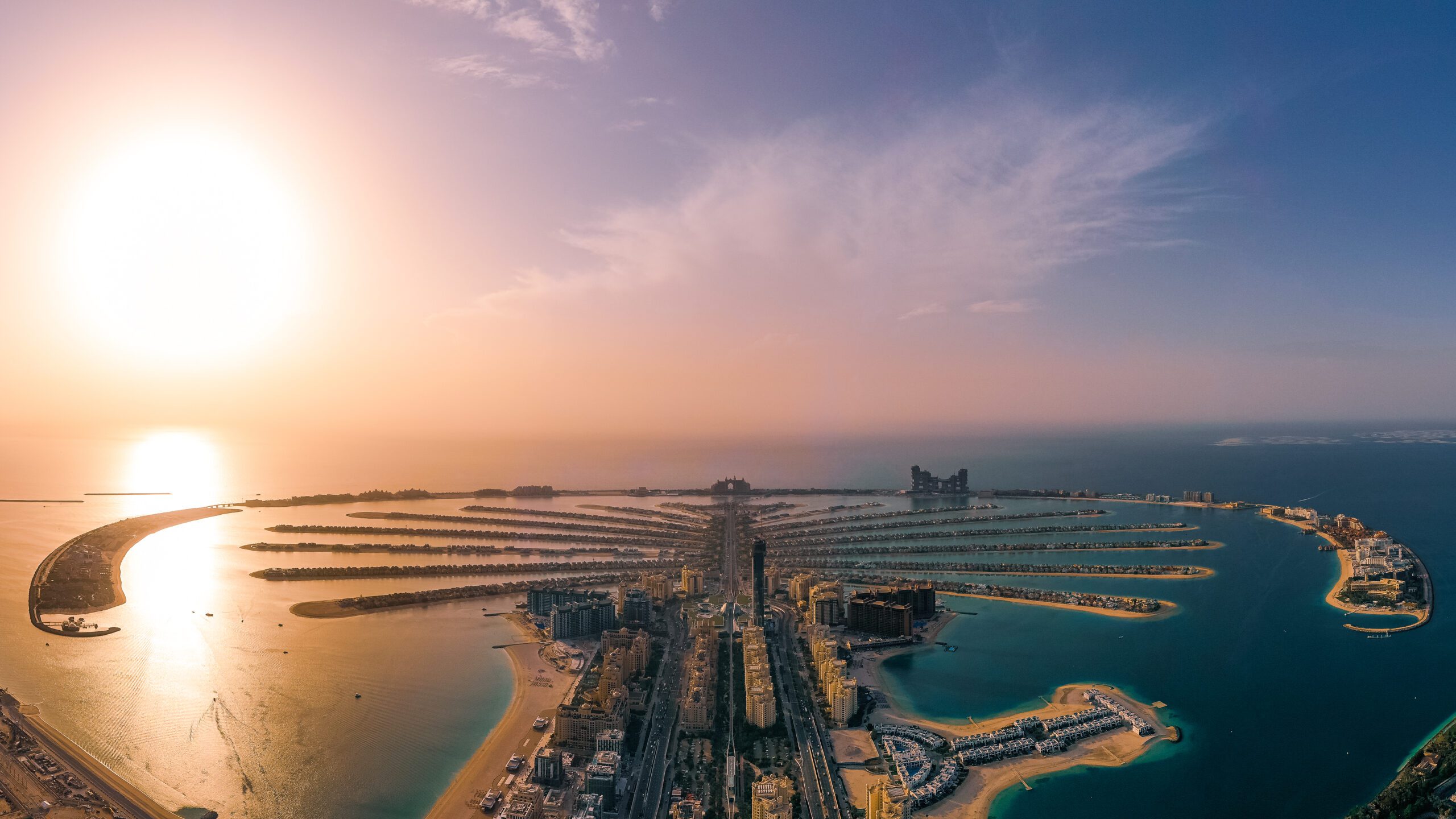 Cравнение типов недвижимости, которую можно купить в Palm Jumeirah и Dubai Hills за $1 млн